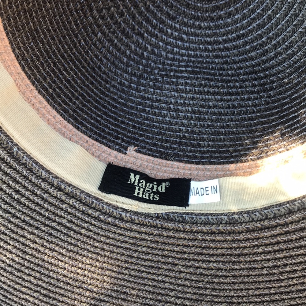 Women’s hat - Picture 4 of 5